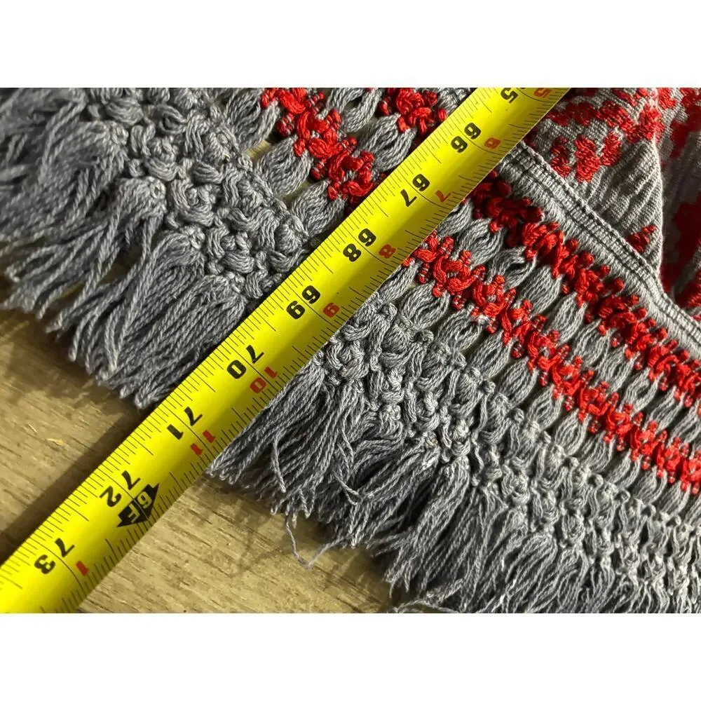 VTG Sears Tapestry Fringe Heavyweight Bedspread USA Made Red‎ Gray 75